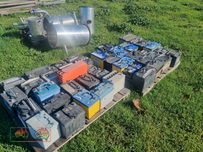 2 Pallets of Batteries - photo 2