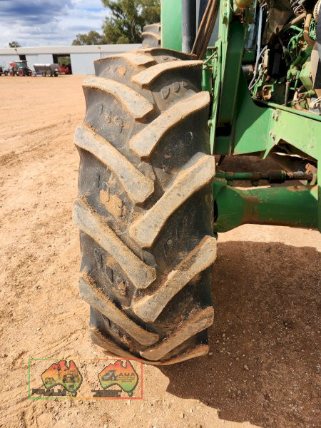 John Deere 7810 with FEL - photo 10