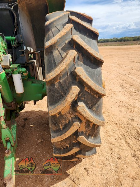 John Deere 7810 with FEL - photo 7