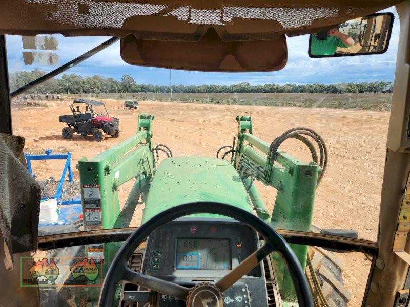 John Deere 7810 with FEL - photo 4