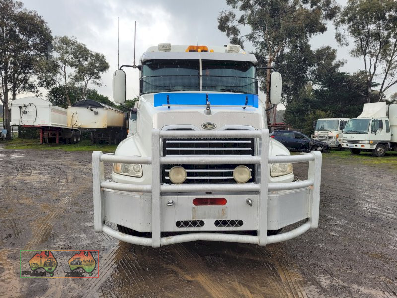 2005 Mack Vision CX-688 RST Prime Mover - photo 2