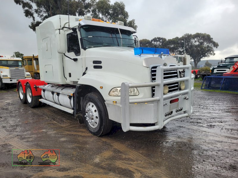 2005 Mack Vision CX-688 RST Prime Mover