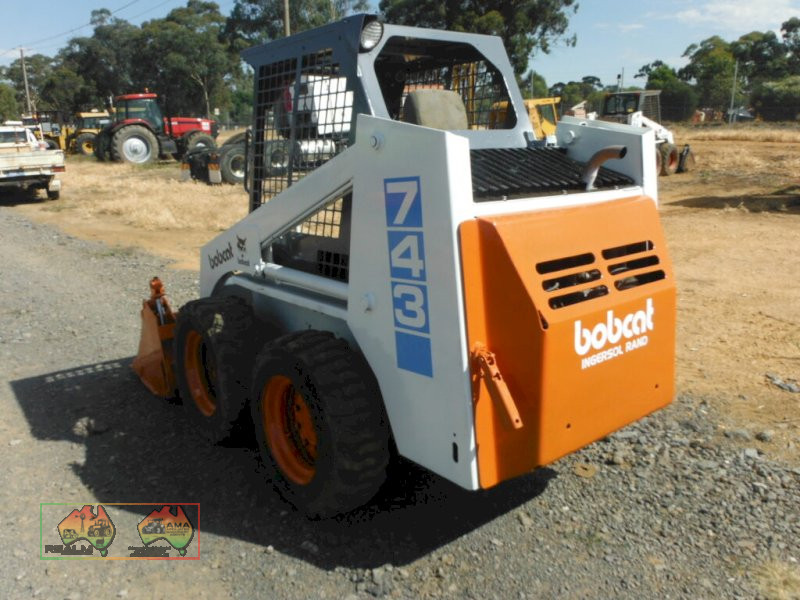 743 Bobcat Skid Steer - photo 3