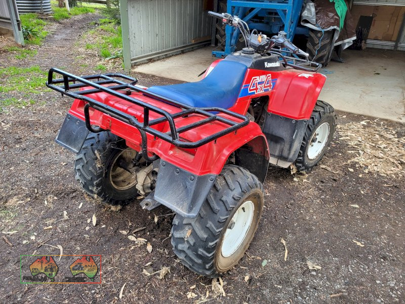 Kawasaki KLF300C Quad Bike - photo 7
