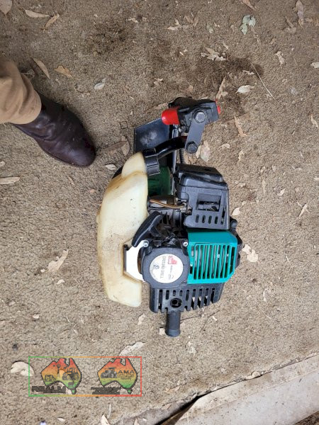 Millers Falls Petrol Post Hole Digger - photo 5