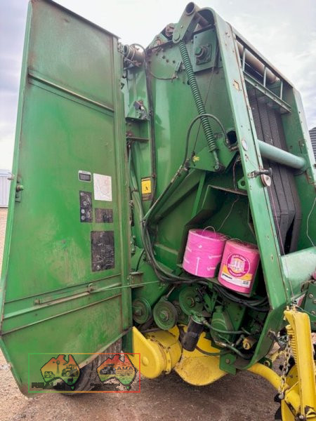 John Deere 435 round baler, 4ft bale, twine only - photo 3
