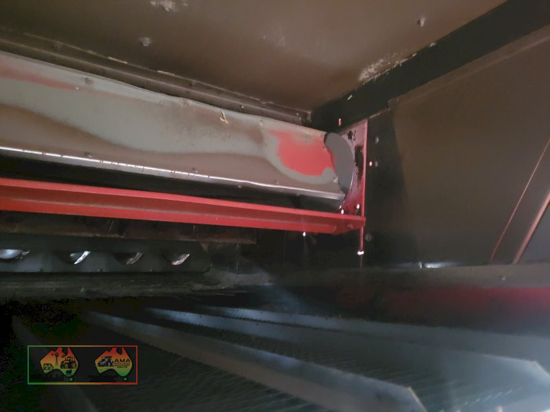 1996 IH-2188 Axial Flow Header - photo 14