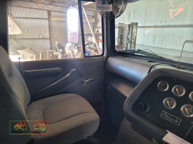 1989 Ford LTS-9000 Louisville (Kyabram) - photo 10