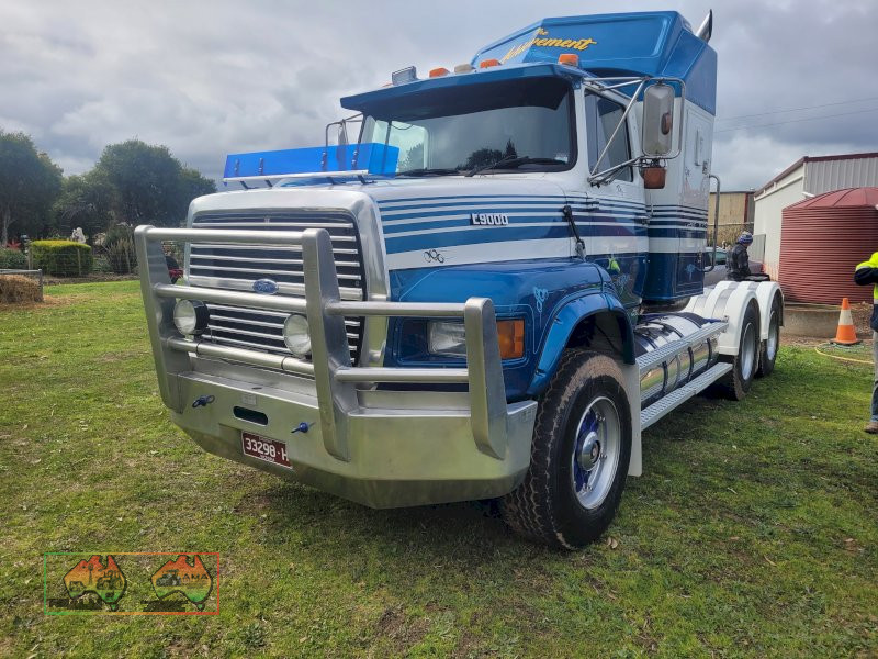 1989 Ford LTS-9000 Louisville (Kyabram) - photo 2