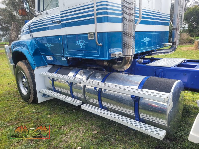 1989 Ford LTS-9000 Louisville (Kyabram) - photo 7