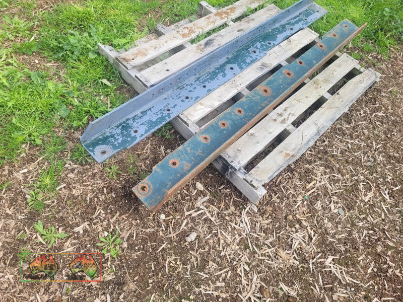 Turntable Chassis Rails (Kyabram Vic)