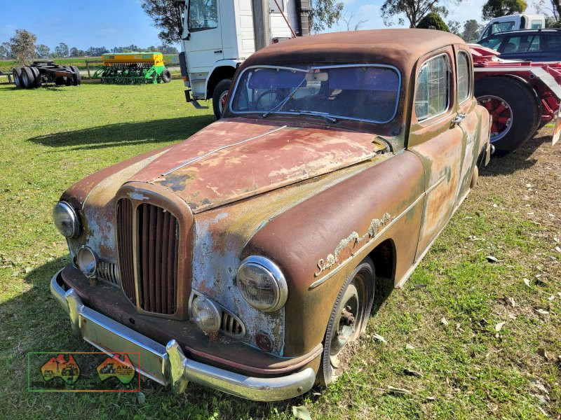 Singer Hunter Sedan (Kyabram Vic)