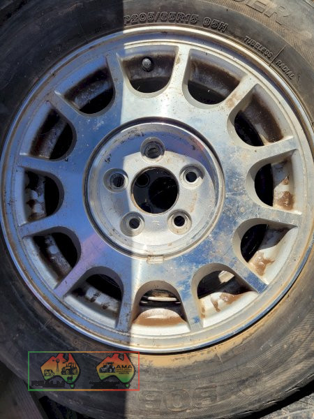2x Alloy Rims & Good Tyres (Kyabram Vic) - photo 4