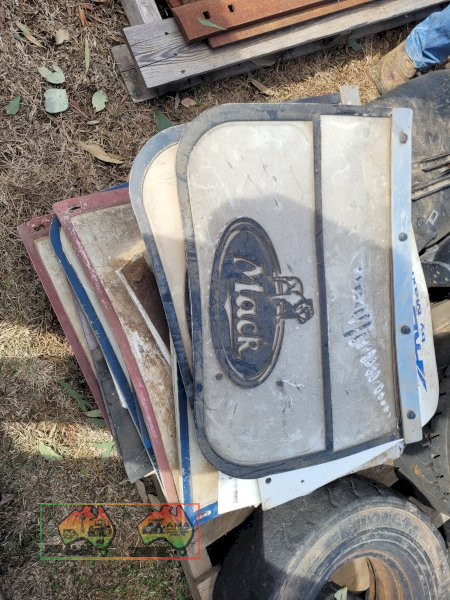 20 Rubber Truck Mudflaps (Kyabram Vic.)