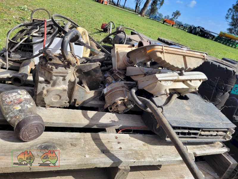 Assorted Valiant ZH Parts (Kyabram Vic.) - photo 5