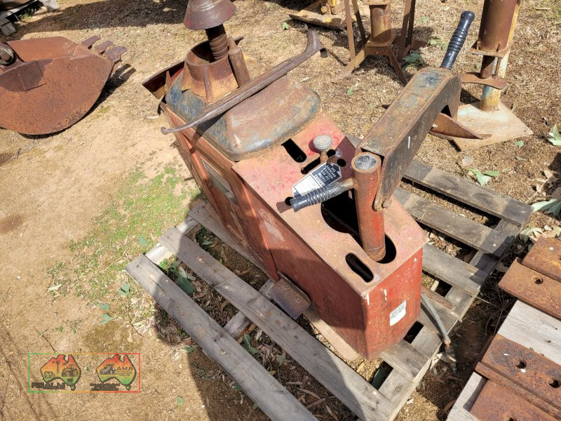 Coats 10-10 Super Powerman Air Operated Tyre Changer  (Kyabram Vic.) - photo 4