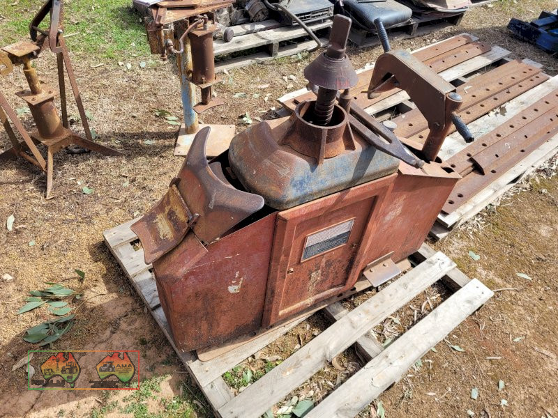 Coats 10-10 Super Powerman Air Operated Tyre Changer  (Kyabram Vic.) - photo 3