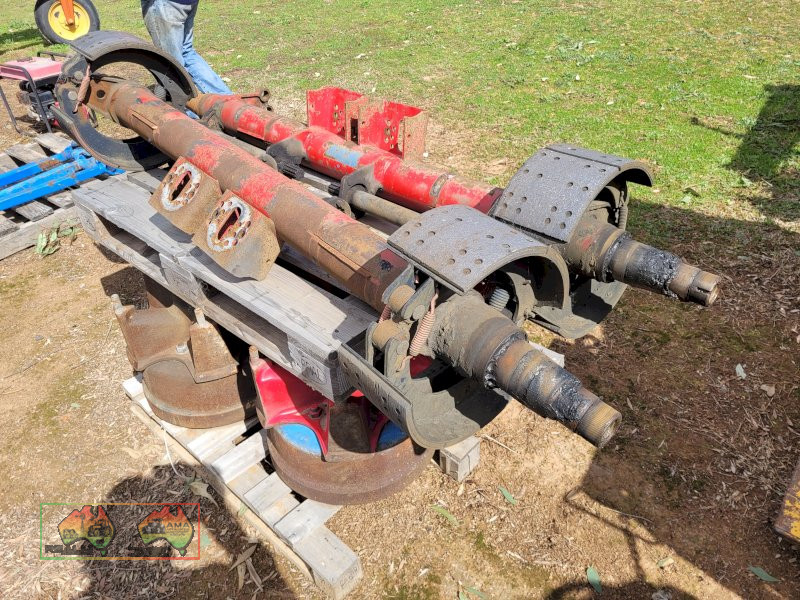 2x Truck Tracker Axles with 4 Spider Rims and Brakes  (Kyabram Vic.) - photo 3