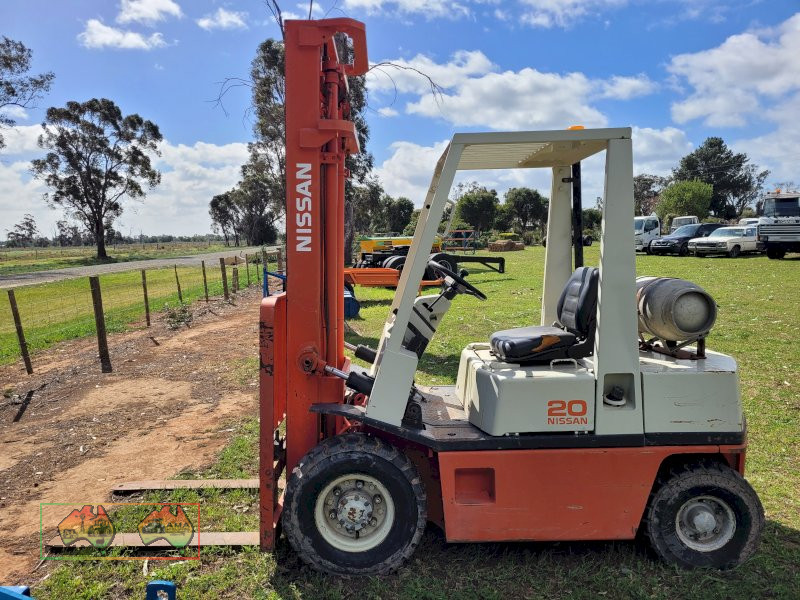 Nissan 20 Forklift  (Kyabram Vic.)