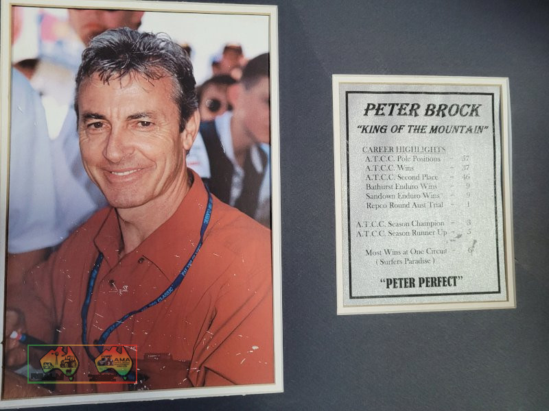 Peter Brock "King of the Mountain" Memorabilia and light  (Kyabram Vic.) - photo 3