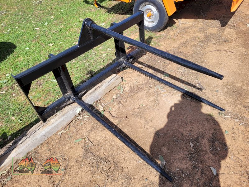 FEL Quick Hitch 3 Prong Hay Forks 'A' (Kyabram Vic.) - photo 5