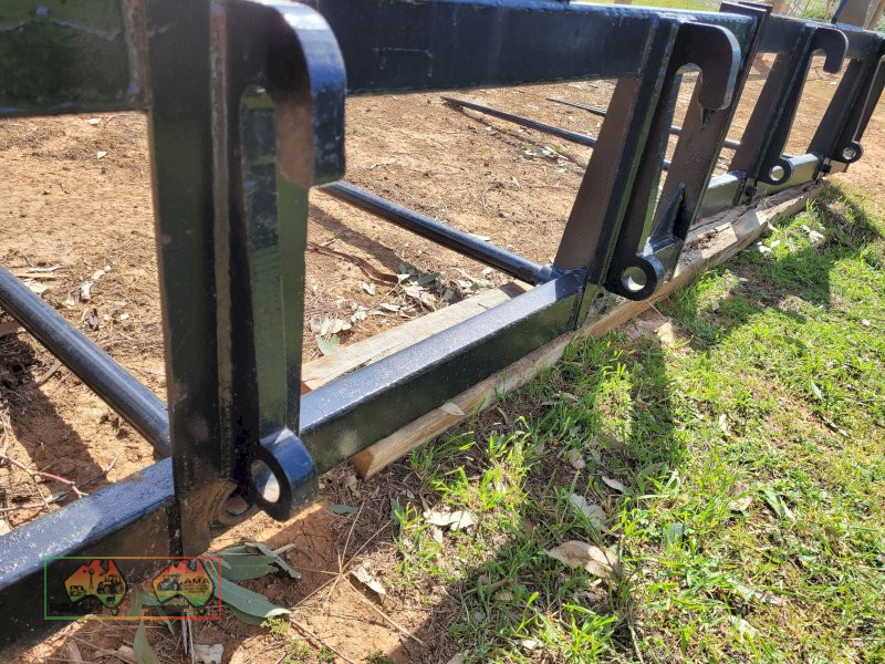 FEL Quick Hitch 3 Prong Hay Forks - photo 4