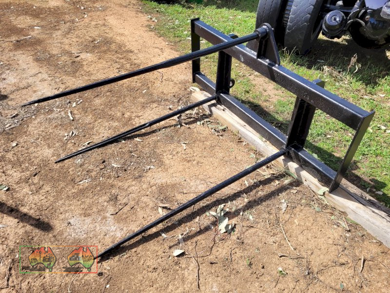 FEL Quick Hitch 3 Prong Hay Forks - photo 3