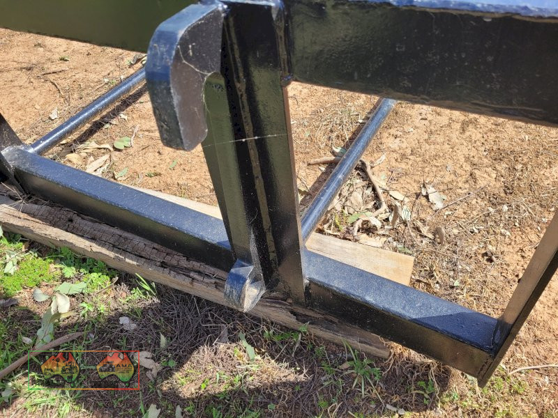 FEL Quick Hitch 3 Prong Hay Forks - photo 5