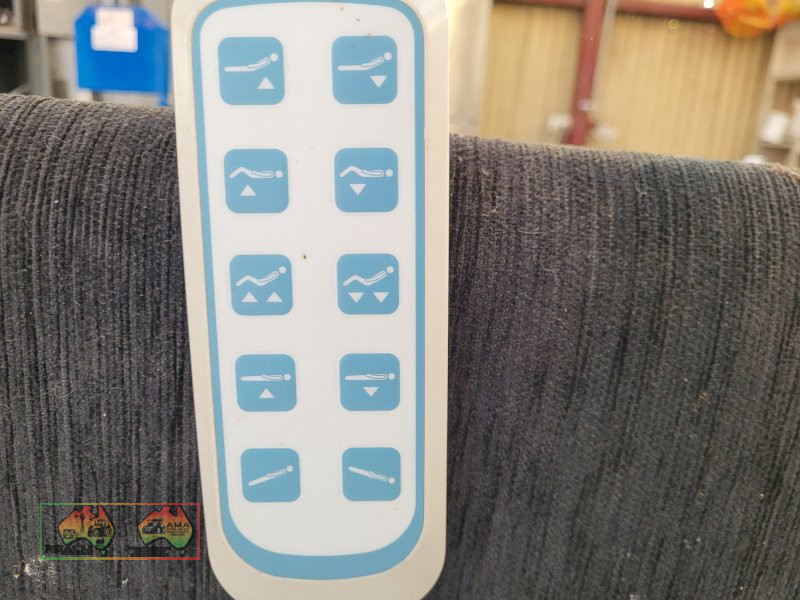 Electric Hospital Bed (Kyabram Vic.) - photo 4