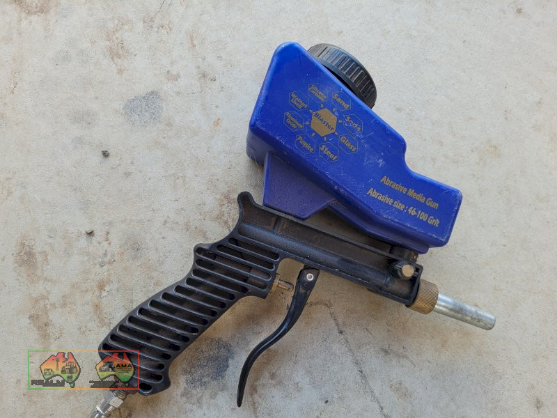 New Pneumatic Sand Blaster (Kyabram Vic.)