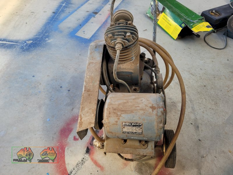 Electric Workshop Compressor (Kyabram Vic.) - photo 2
