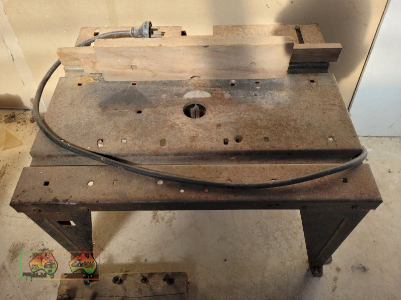 Woodworking Router Table (Kyabram Vic.)