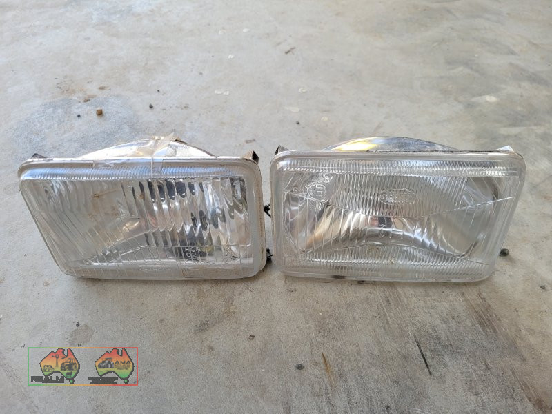 2x Headlights (Kyabram Vic.)
