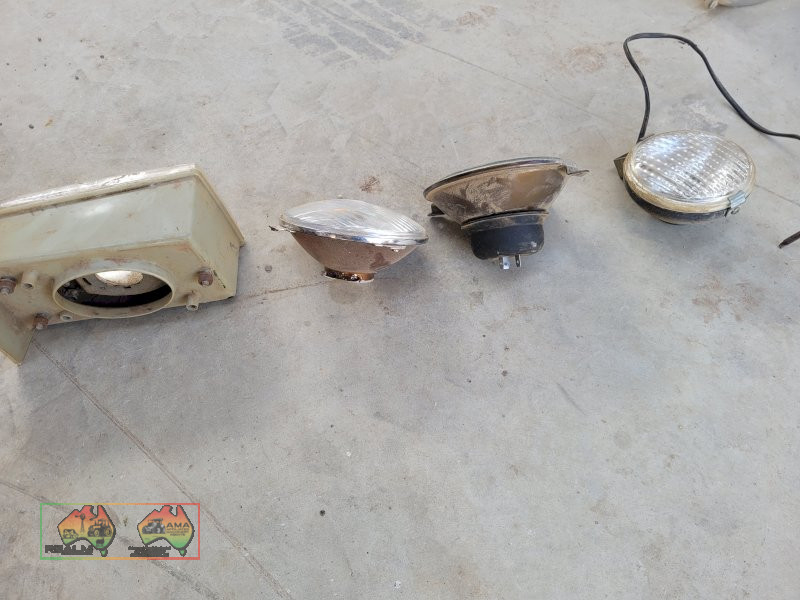 4x Assorted Headlights (Kyabram Vic.) - photo 2