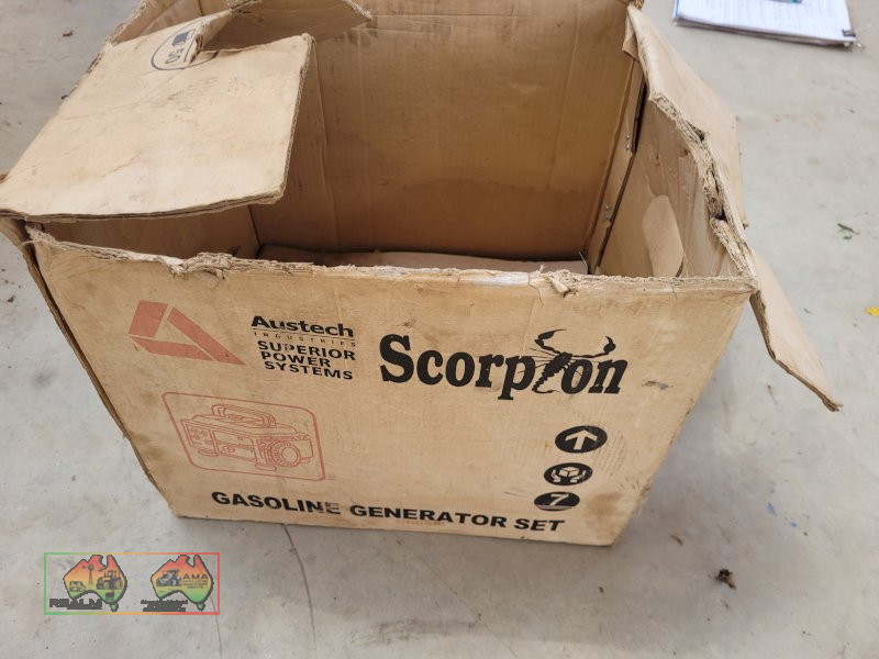 As-New Scorpion Austech ET950L Camping Generator (Kyabram Vic.) - photo 6