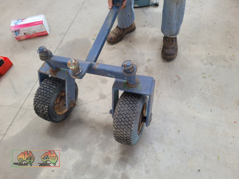 Hand Dolly with Tow Ball (Kyabram Vic.) - photo 3