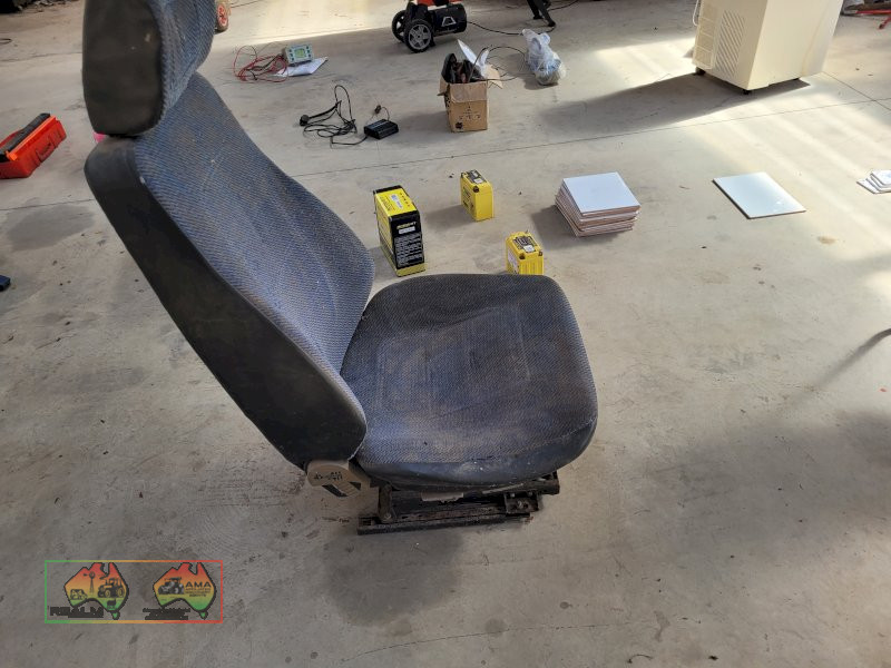 Bostrom Viking 411 Scania Truck Seat (Kyabram Vic.) - photo 2