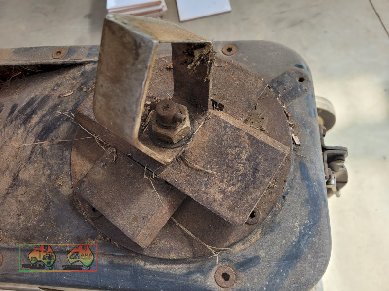 Near New Magnum Chipper Chopper (Kyabram Vic.) - photo 5