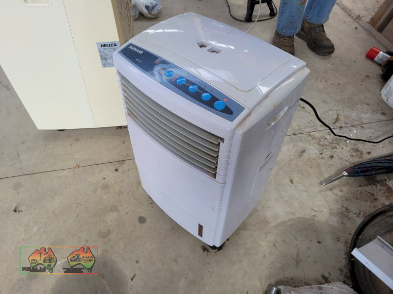 Heller Electric Air Cond. Unit ~ Good Working Cond. (Kyabram Vic.) - photo 1
