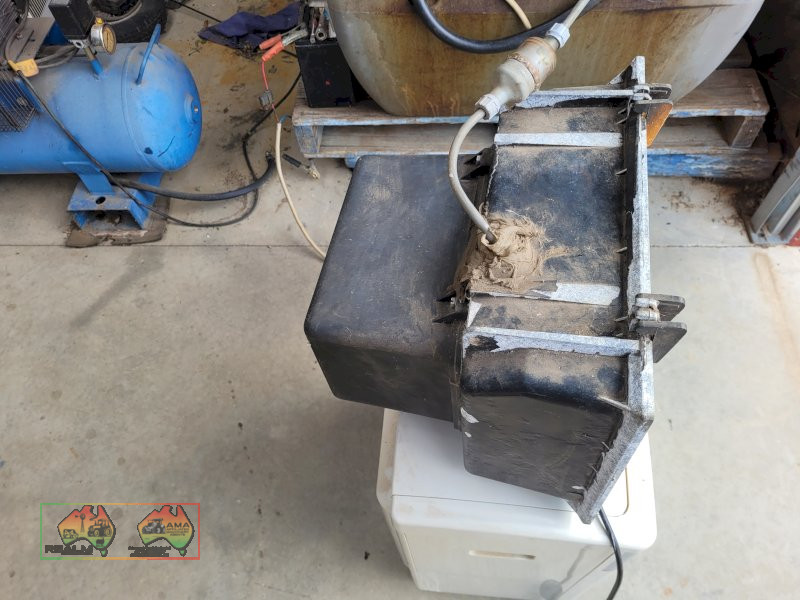 Outdoor High Wattage Flood Light (Kyabram Vic.) - photo 3