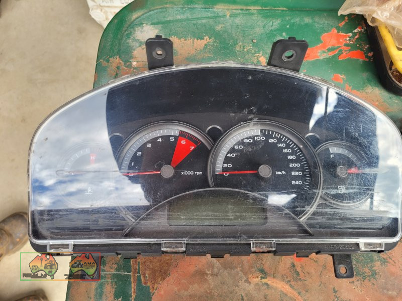 Commodore VZ Dash Gauge Set (Kyabram Vic.) - photo 3