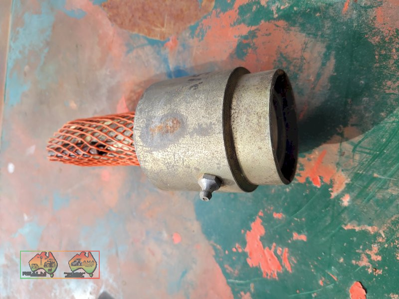 New PTO Adapter with Over-run Clutch ~ 1-1/8 to 1-3/8 (Kyabram Vic.) - photo 3