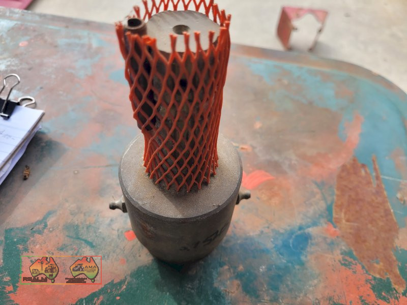 New PTO Adapter with Over-run Clutch ~ 1-1/8 to 1-3/8 (Kyabram Vic.) - photo 2