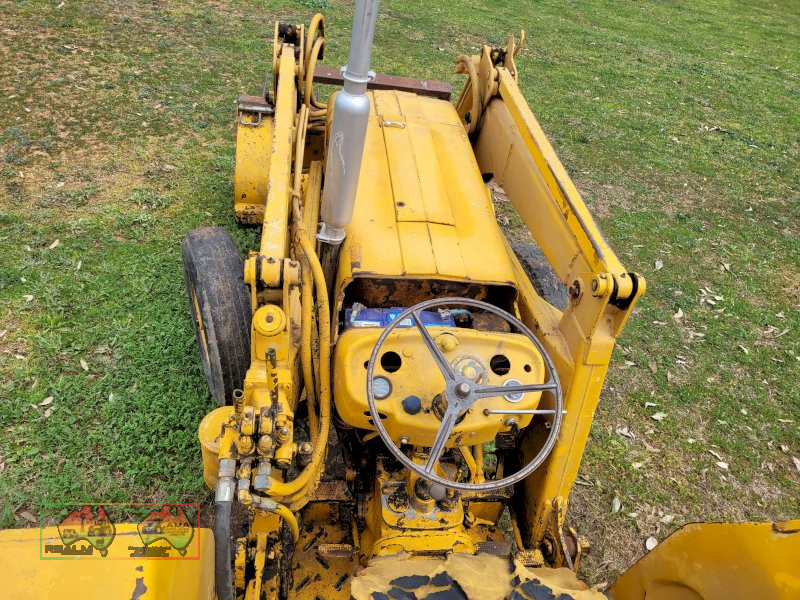MF 50 Industrial Loader and Backhoe (Kyabram Vic.) - photo 7