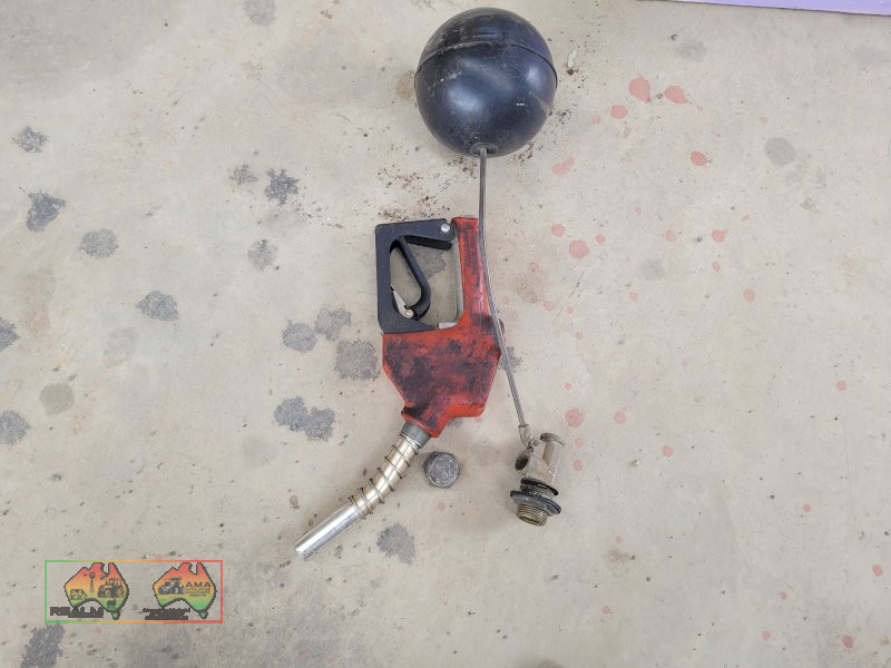 Stock Trough Stop Valve & Fuel Gun (Kyabram Vic.) - photo 2