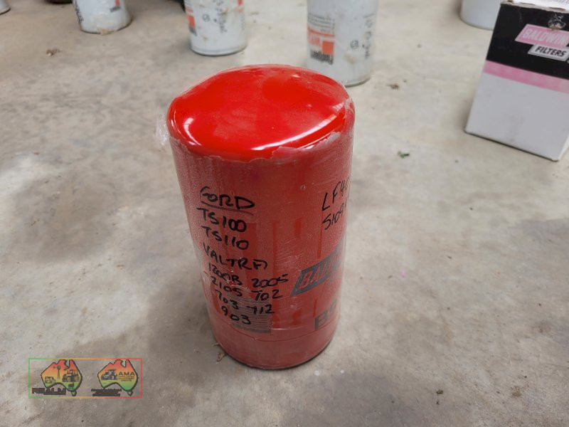 Baldwin B975 Oil Filter - photo 2