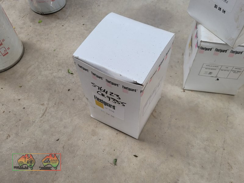 Fleetguard Oil Filter - LF3319 - photo 1