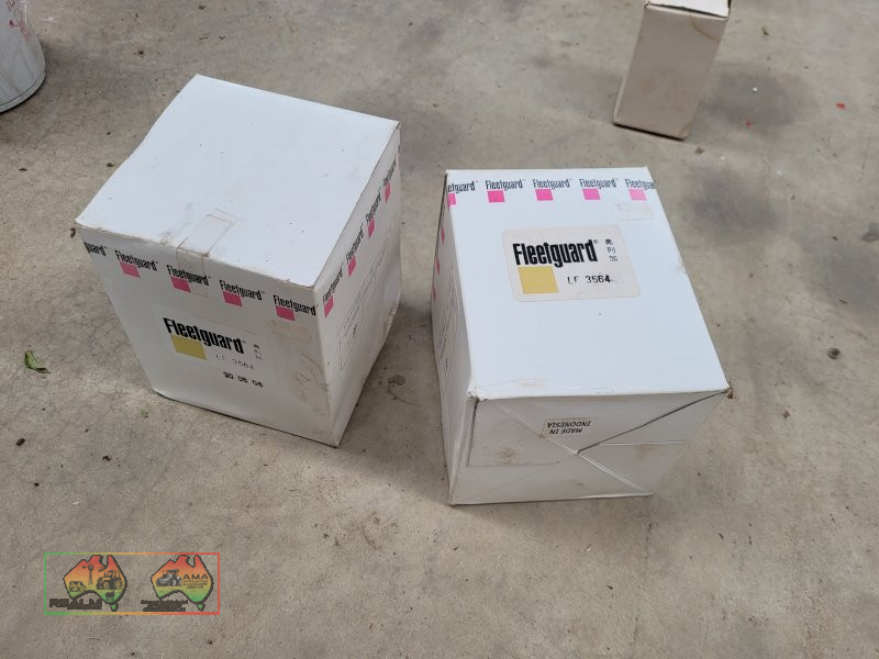 2x Fleetguard Oil Filter - LF3564 - photo 1