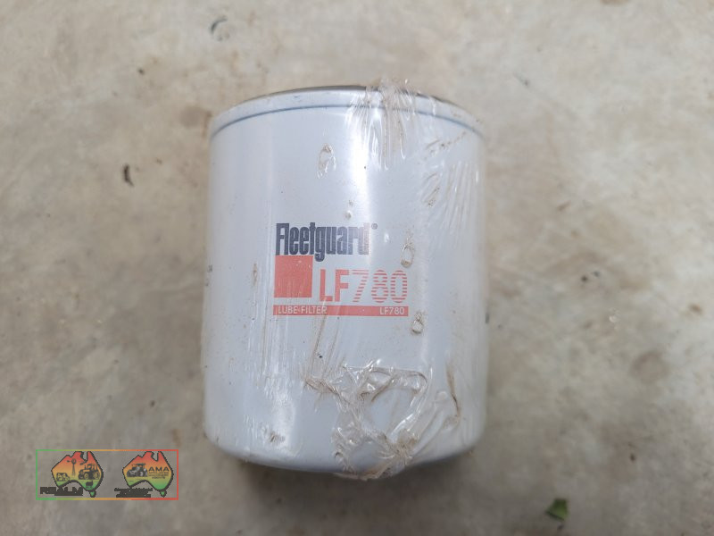 Fleetguard Oil Filter - LF780 - photo 2