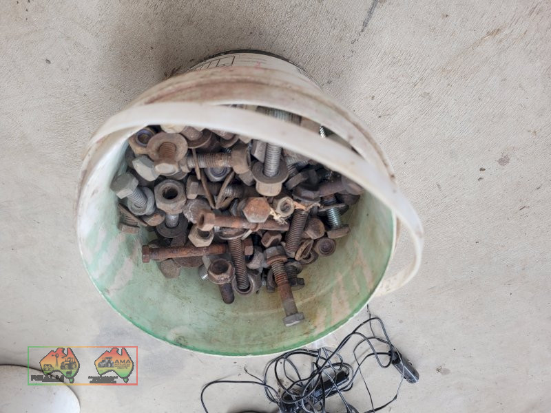 Plastic Bucket of Assorted Bolts (Kyabram Vic.) - photo 2